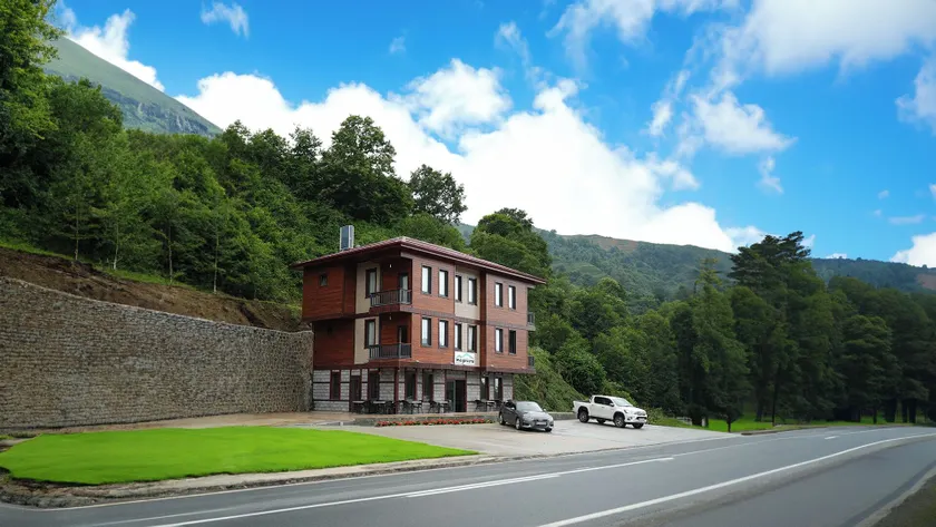 Mayavera Otel - Image 1