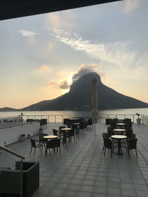 MASSOURI BEACH HOTEL - Image 1