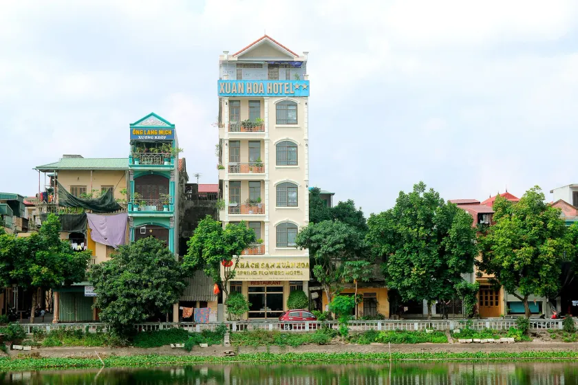 Xuan Hoa Hotel - Image 1