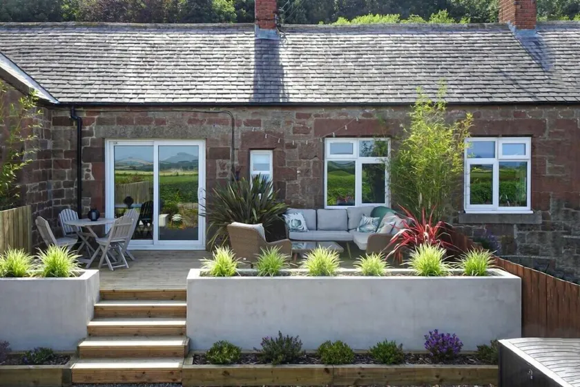 Bellshill Cottage - Image 1