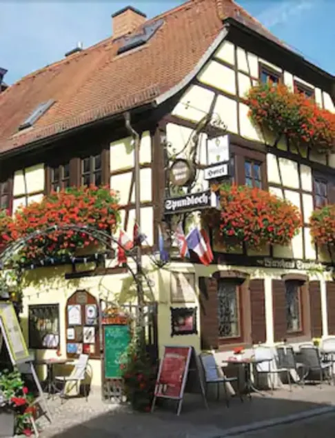 Spundloch- das Hotel & Weinrestaurant - Image 1
