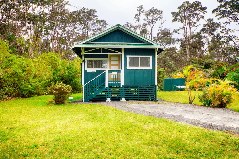 Lava Lodge at Hale Kilauea - Image 1