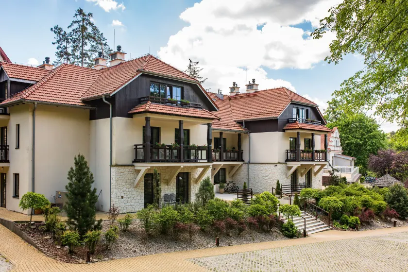 Berberys Park Hotel - Image 1