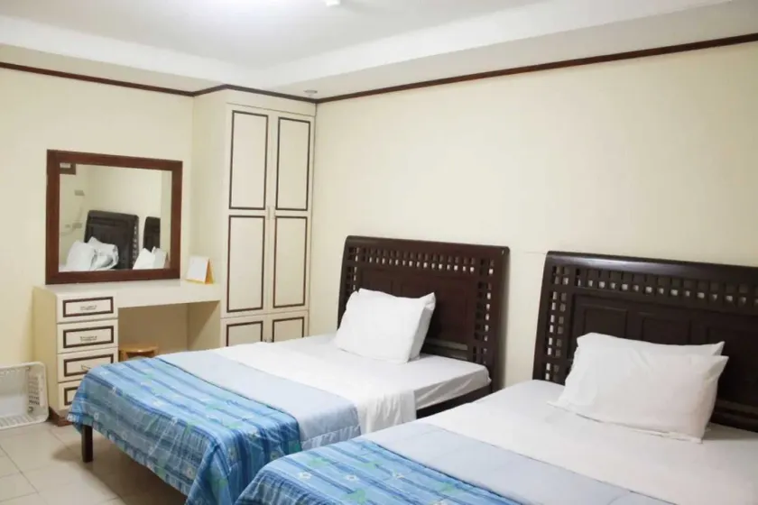 OYO 1202 Shilla Hotel - Zimmer