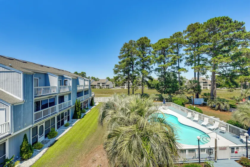 4 Mi to Cherry Grove Beach: Studio w/ Pool Access - Image 1