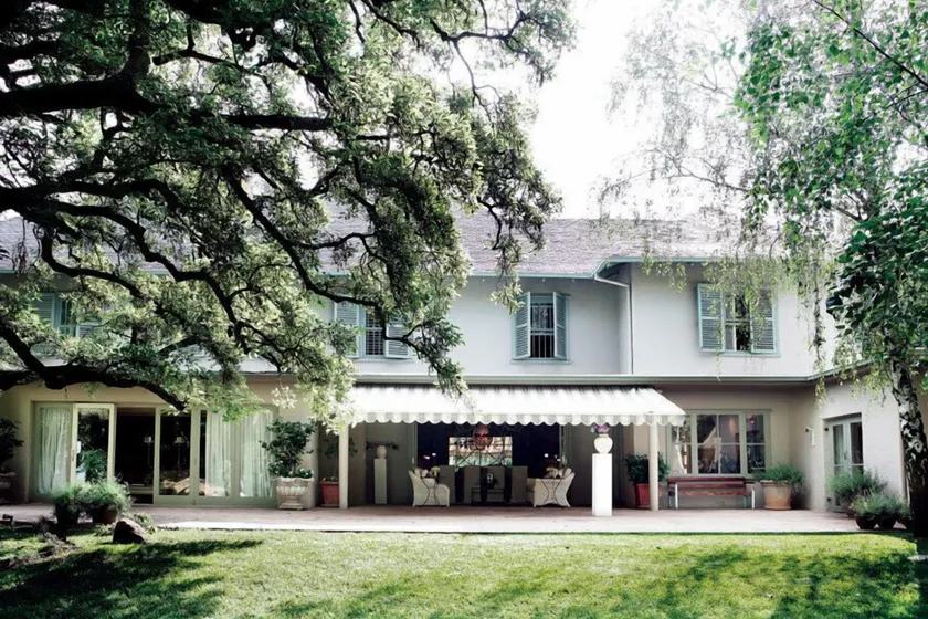 Hoeveld House - Image 1