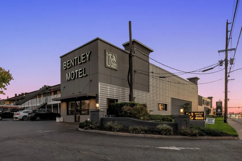 Bentley Motel - Image 1