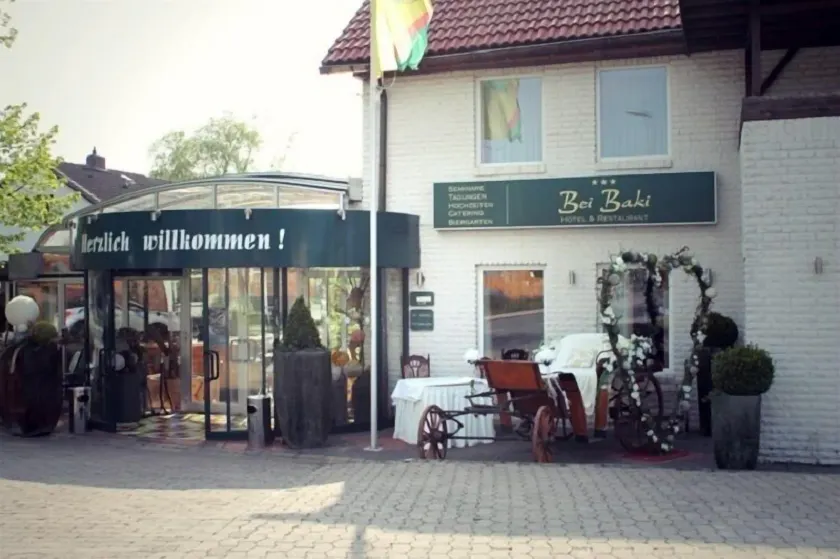 Hotel & Restaurant Bei Baki - Image 1