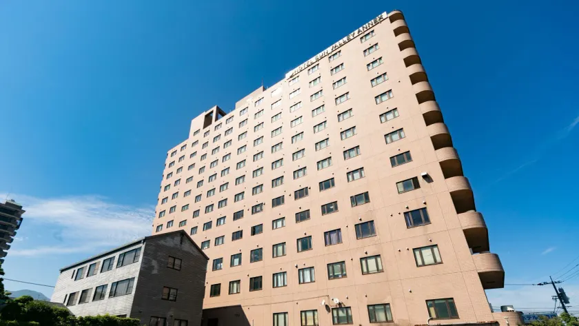 Hotel Sun Valley Annex - Image 1