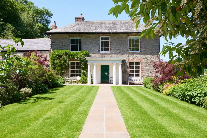 Gitcombe House - Image 1