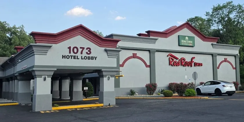 Red Roof Inn Bordentown - McGuire AFB - Image 1