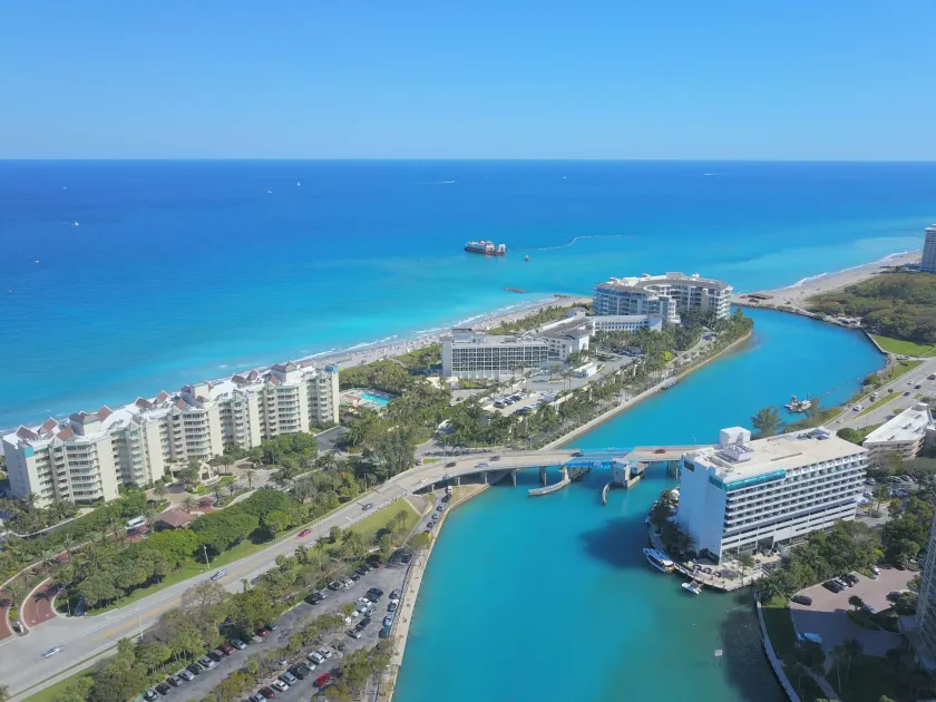 Waterstone Resort & Marina Boca Raton, Curio Collection by Hilton - Image 1