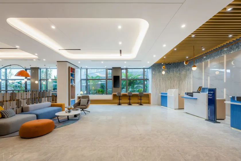 Holiday Inn Express Jiangmen East Station by IHG - Lobby