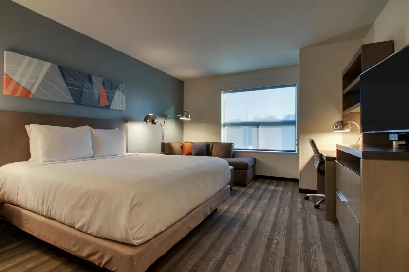 Hyatt House Oak Brook - Image 1
