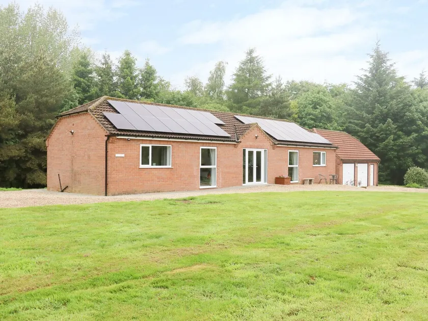 Heron Lodge - Image 1