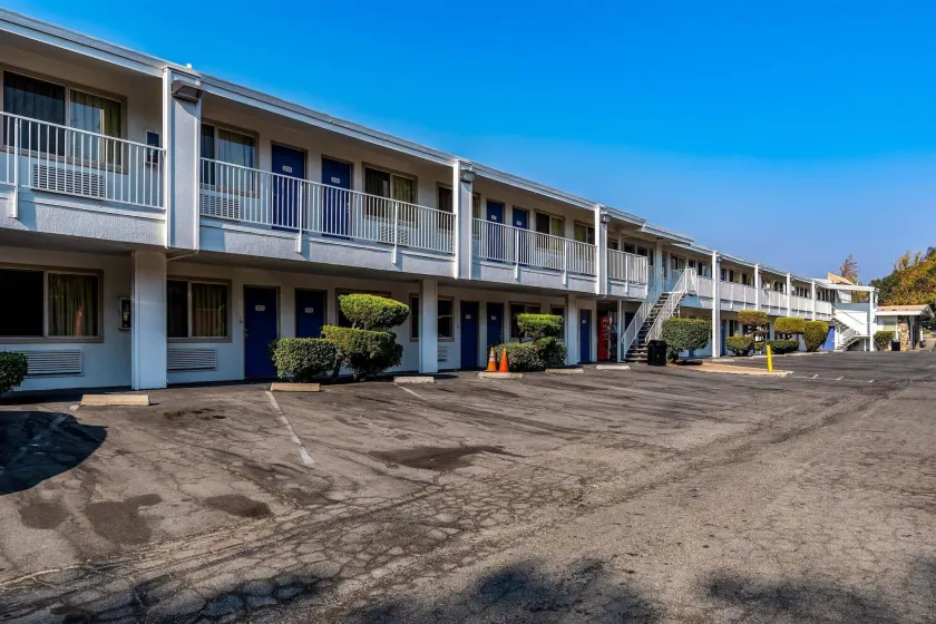 Motel 6-Concord, CA - Image 1
