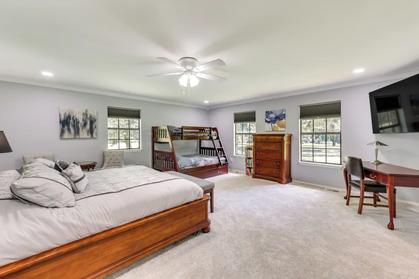 Fayetteville Retreat' on 9 Acres | Gym & Trails - Interiør