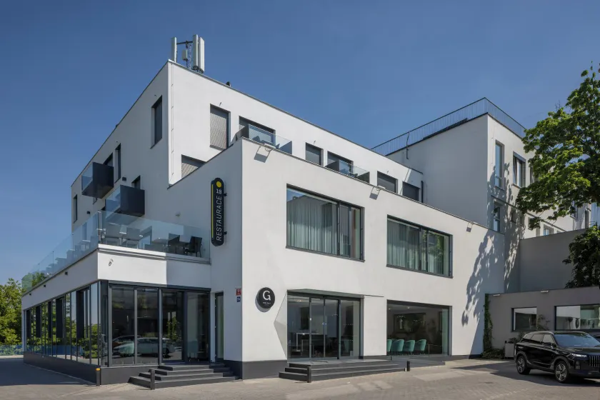 Hotel Golf Prague - Image 1