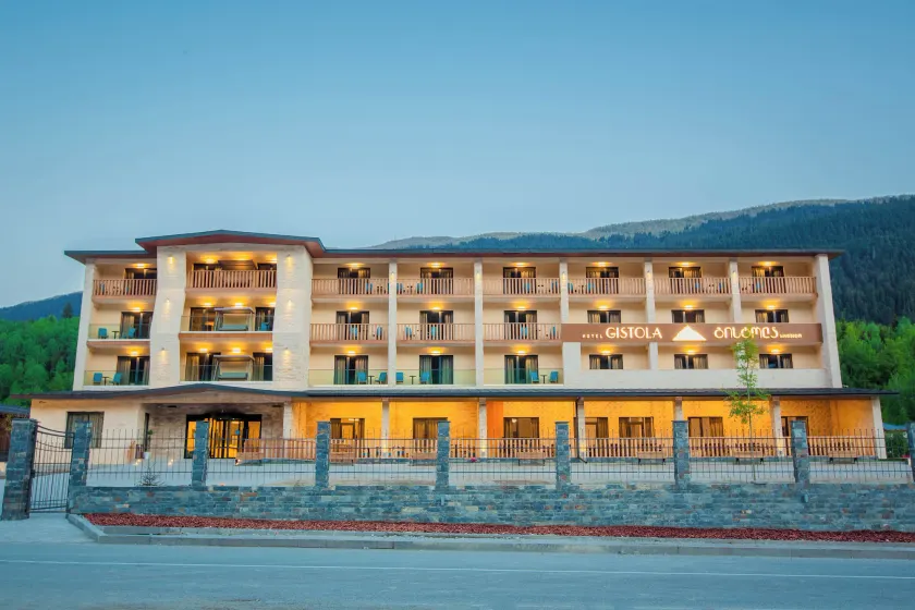 Gistola Hotel Mestia - Image 1