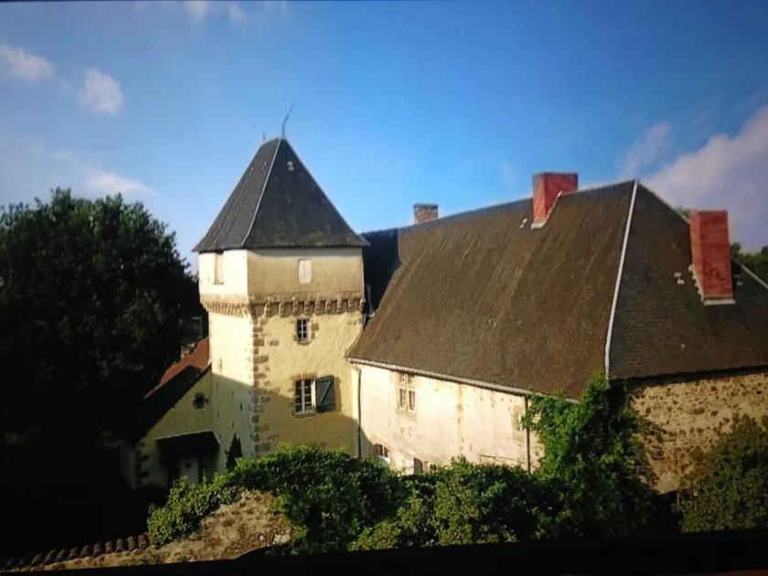 Château de Montautre - Image 1