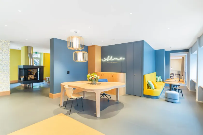 Alma Hotel - Boutique hideaway by the lake with rooftop and ladies-only wellness - Image 1