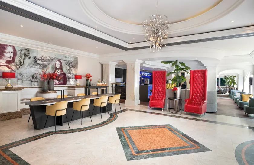 Leonardo Hotel Düsseldorf City Center - Hall