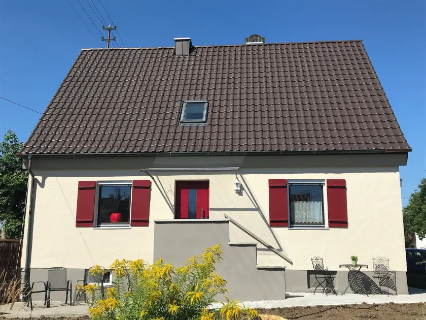 Holiday home with sauna and garden lounge - Image 1