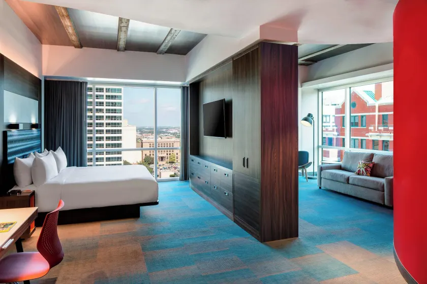 Aloft by Marriott Fort Worth Downtown - Image 1
