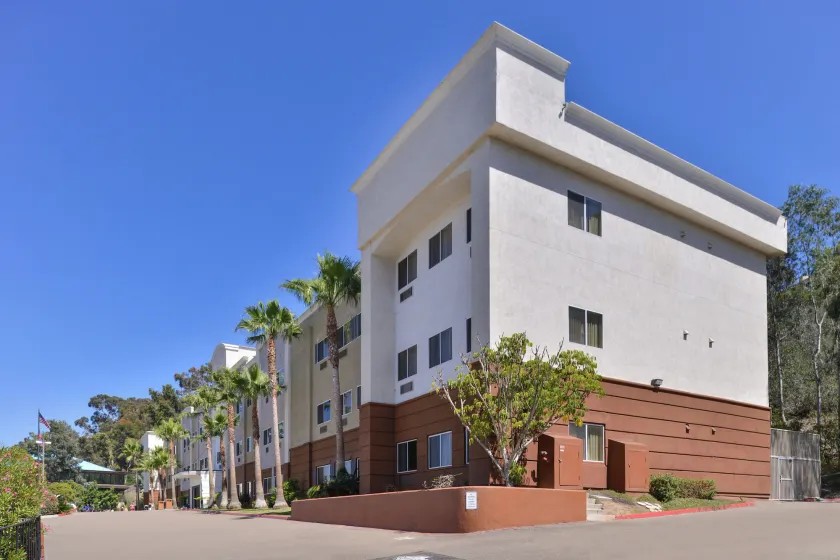 Candlewood Suites San Diego by IHG - Image 1