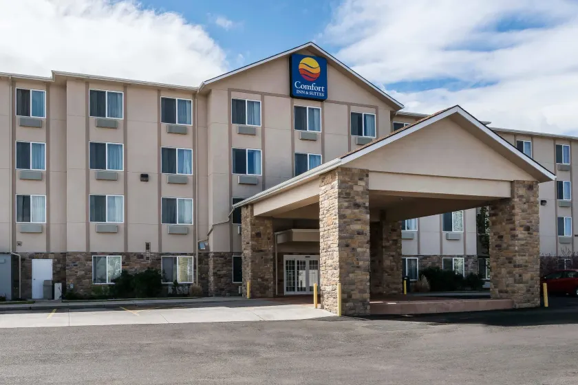 Comfort Inn & Suites Walla Walla - Image 1