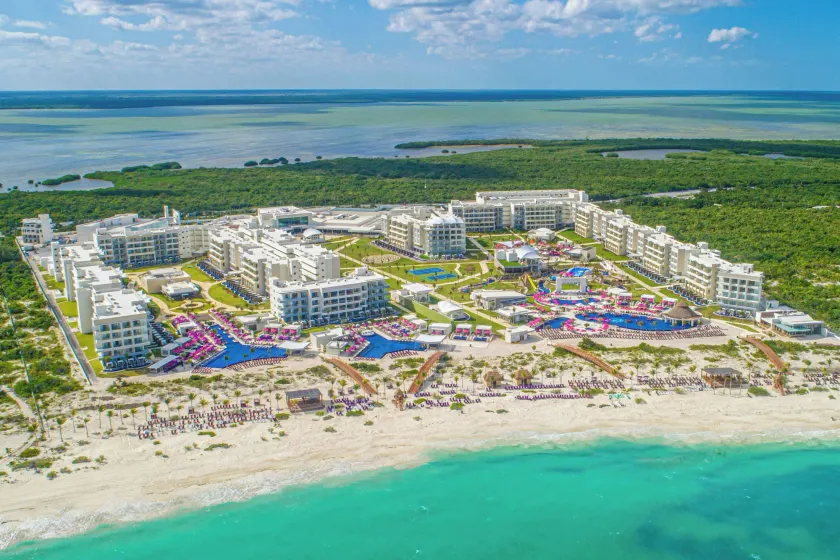 Planet Hollywood Cancun by Royalton, An Autograph Collection All-Inclusive Resort - Image 1