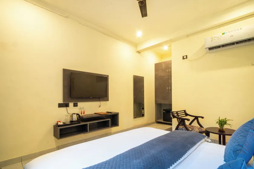 Maple Hill Resort - Image 1