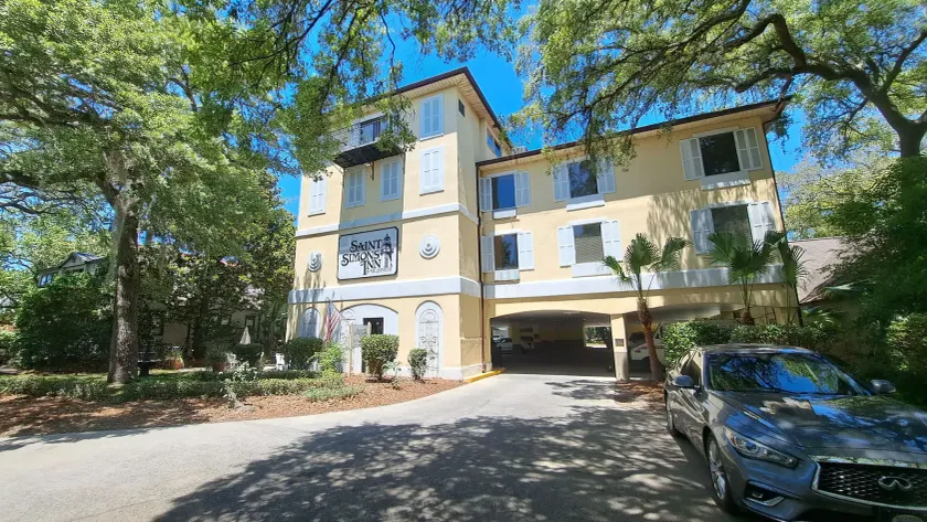 Saint Simons Inn by the Lighthouse - Image 1
