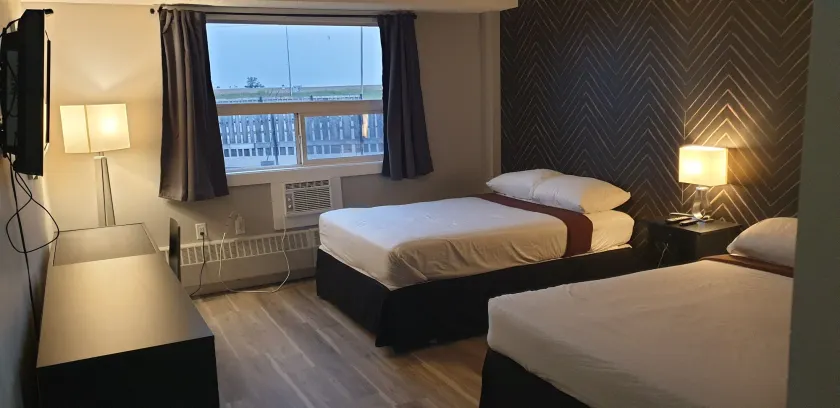 New Frontier Hotel - Image 1