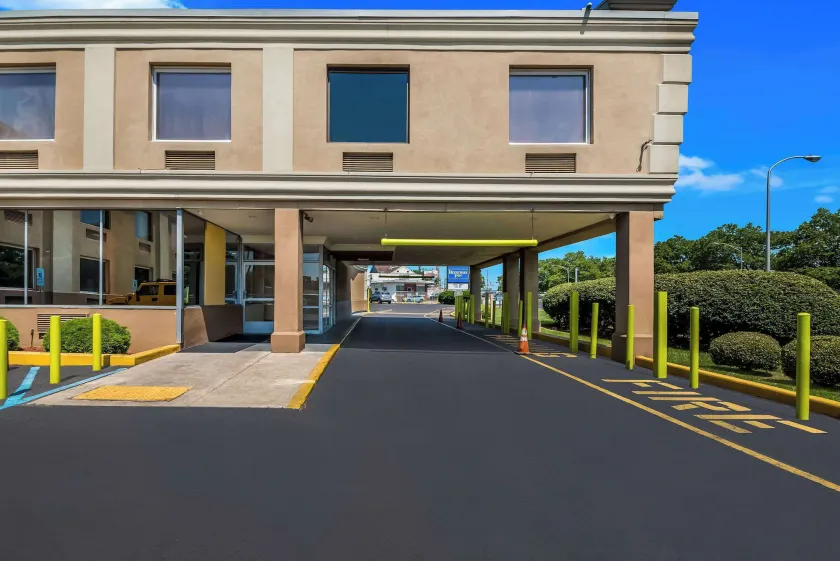Knights Inn Phildelphia - Image 1