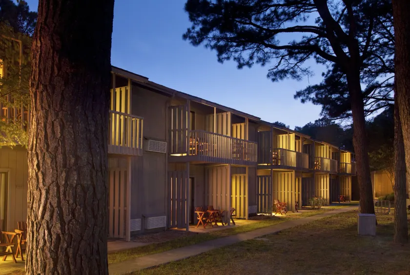 Refuge Inn - Image 1