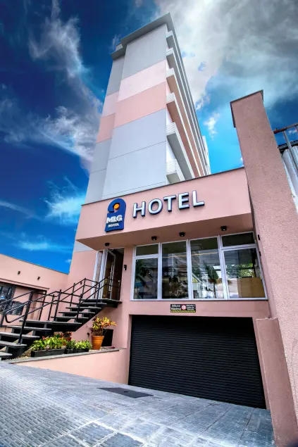 MLG Hotel - Image 1