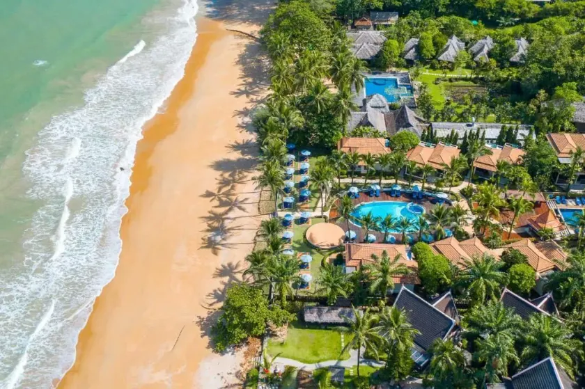 Khaolak Bayfront Resort - Image 1