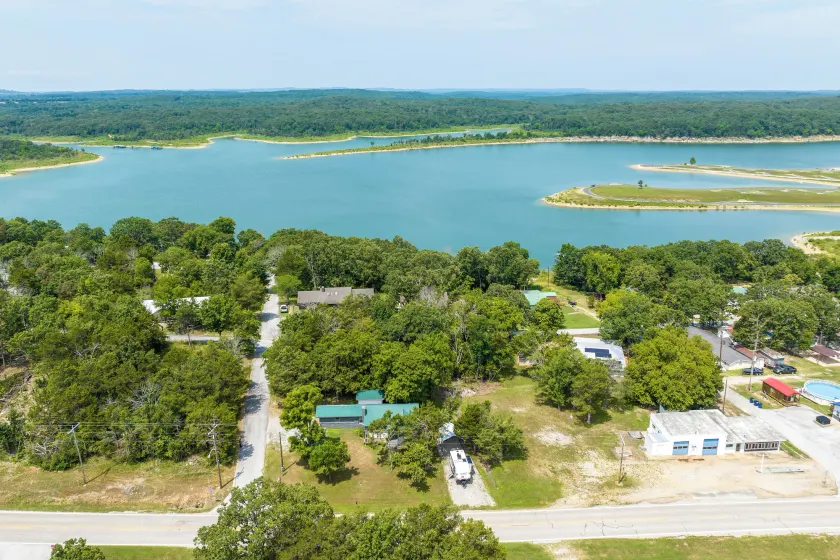 Peaceful Lake Getaway Near Bull Shoals Marina - Image 1