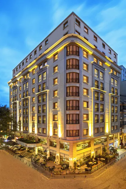 Arts Hotel Taksim - Image 1