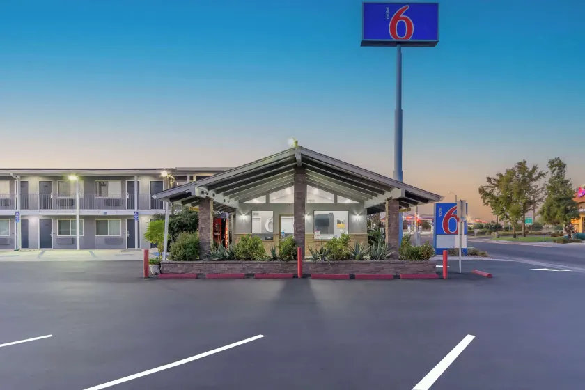 Motel 6-Willows, CA - Image 1