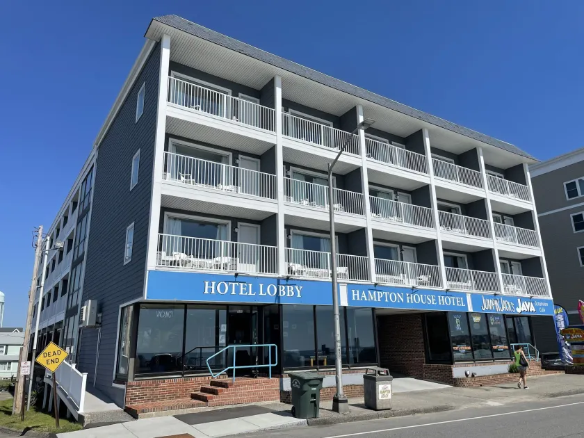 Hampton House Hotel - Image 1