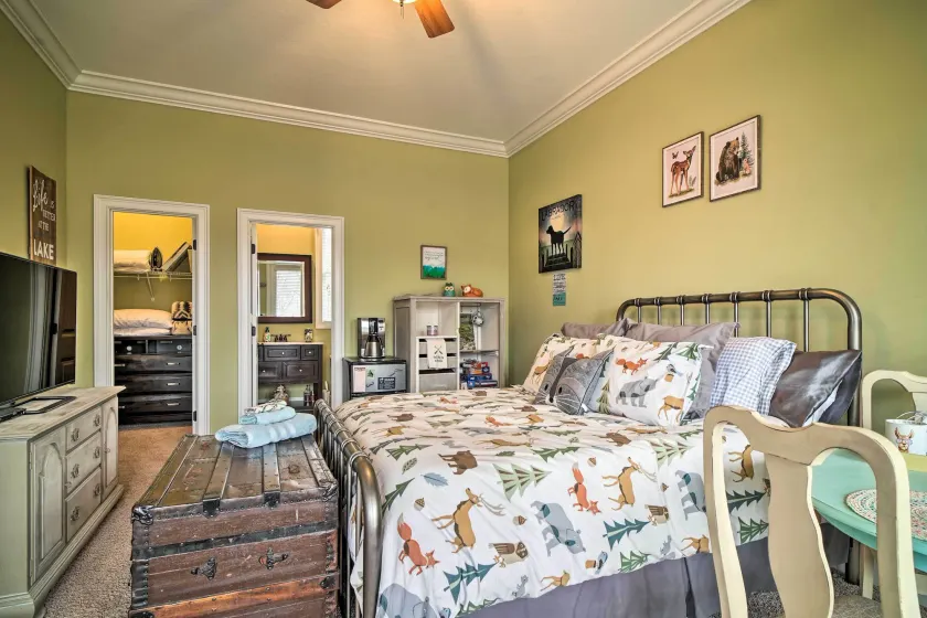 Dog-Friendly Family Home Steps to Norris Lake - Interiør