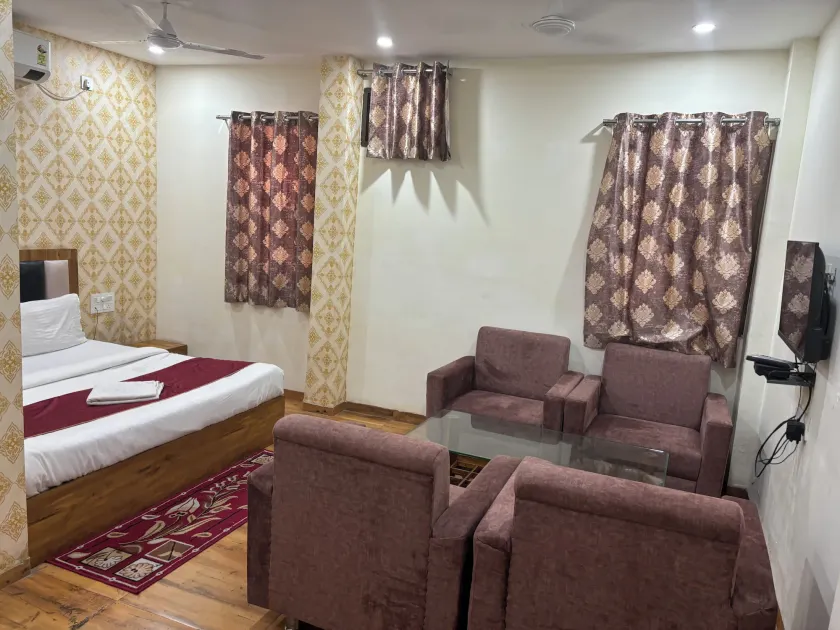 Hotel ARRAJ-Raipur - Image 1
