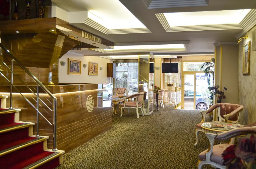 Mekke Hotel Istanbul - Image 1