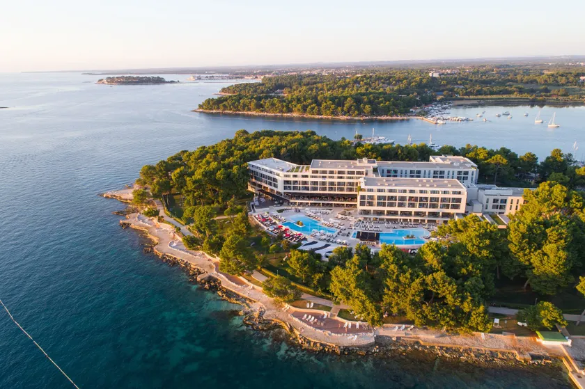 Hotel Parentium Plava Laguna - Image 1