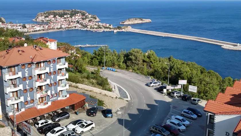 Amasra Ceylin Otel - Image 1