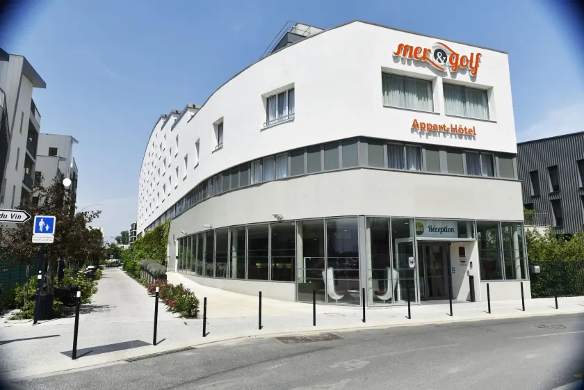 Appart-Hôtel Mer & Golf City Bordeaux Bassins à flot - Image 1