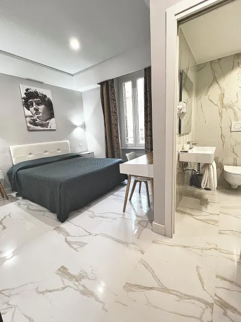 Hotel Garda - Image 1