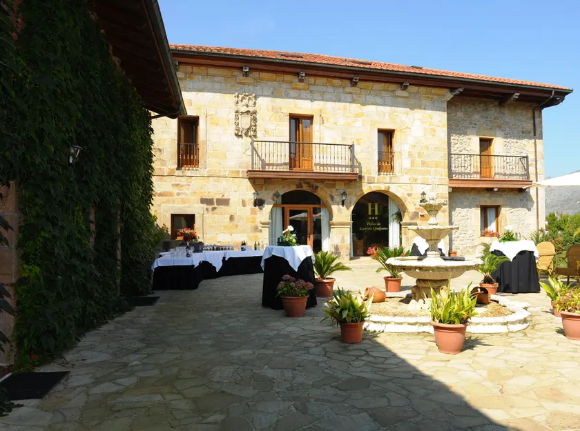 Hotel Palacio Garcia Quijano - Image 1